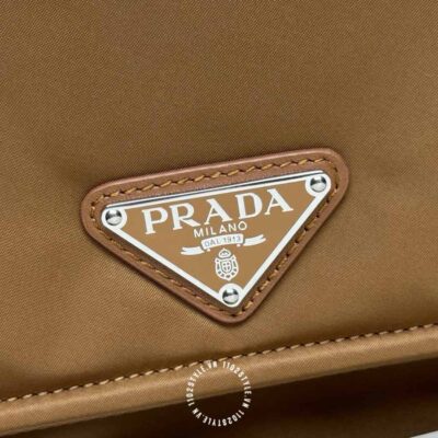 Tui Deo Cheo Prada Mau Nau (2)