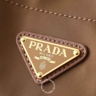 Tui Prada Mau Nau Vai Du (5)