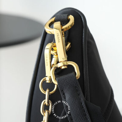 Tui Prada Moon Bag Den (3)
