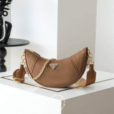 Tui Prada Moon Bag Nau (1)