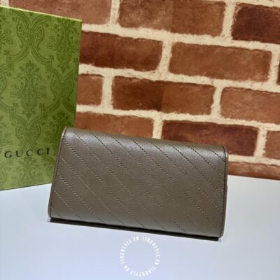 Vi Cam Tay Gucci (4)