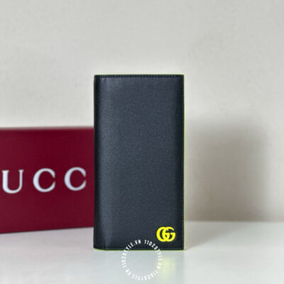 Vi Dai Cam Tay Gucci (1)