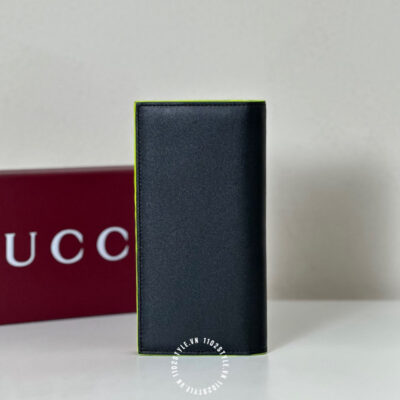 Vi Dai Cam Tay Gucci (2)