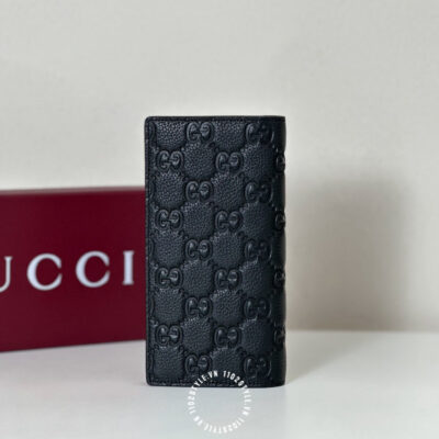 Vi Gucci Den (1)