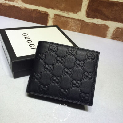 Vi Gucci Den (1)