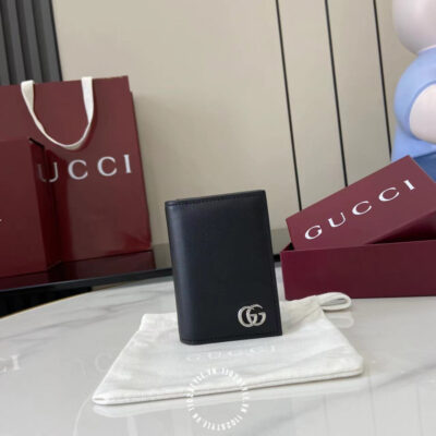 Vi Gucci Den (1)
